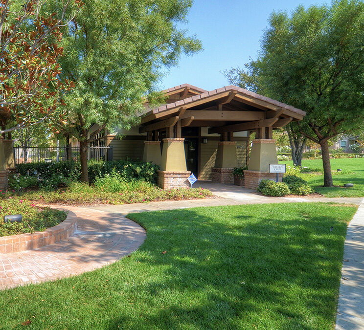 The entrance to the Valencia Creekside neighborhood in Santa Clarita