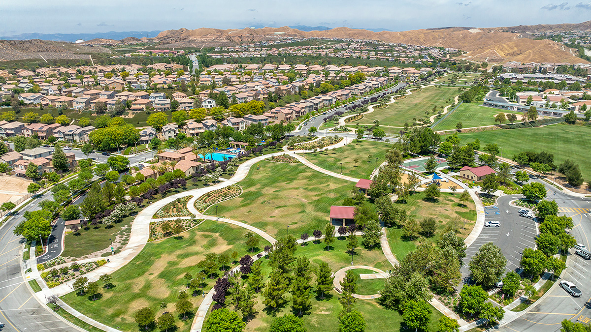 valencia-west-hills-Park