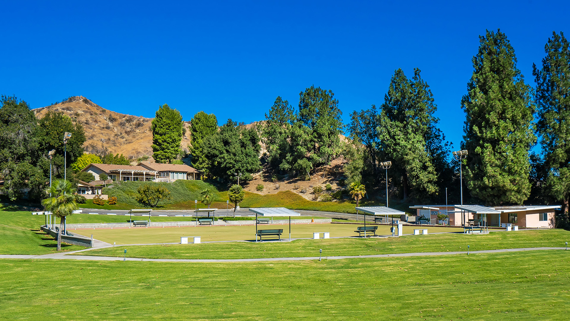 Community Golf-friendly-valley