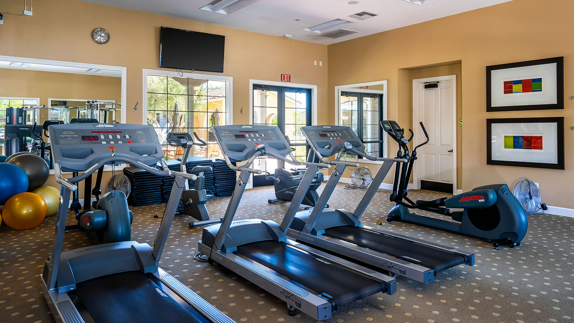 belcaro-3-Community Center Fitness